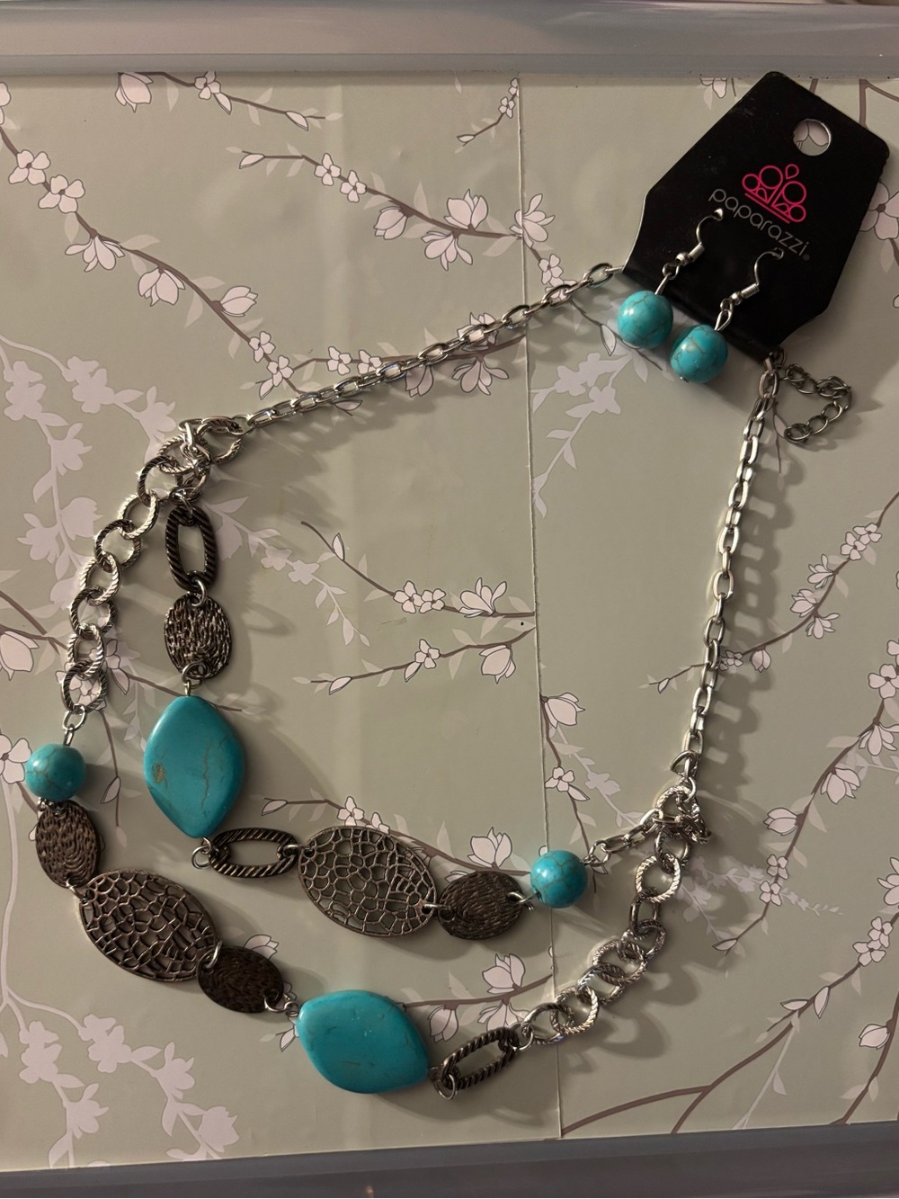paparazzi Turquoise Bead and Silver Link Necklace with Matching Earrings